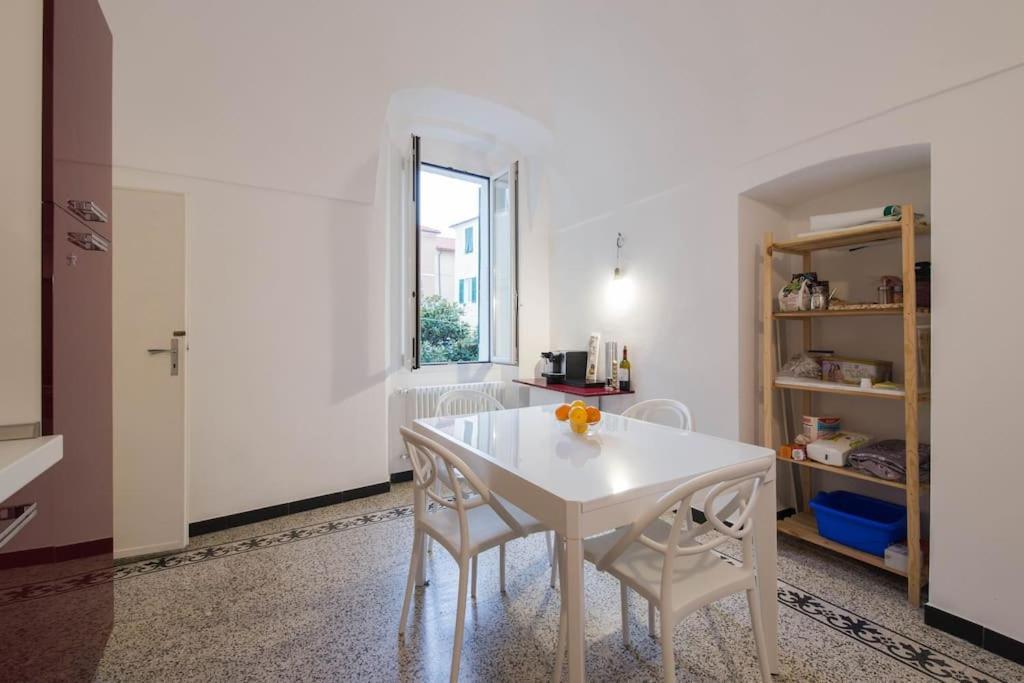 Sea View, In The Old Town Santo Stefano Al Mare Appartement Buitenkant foto